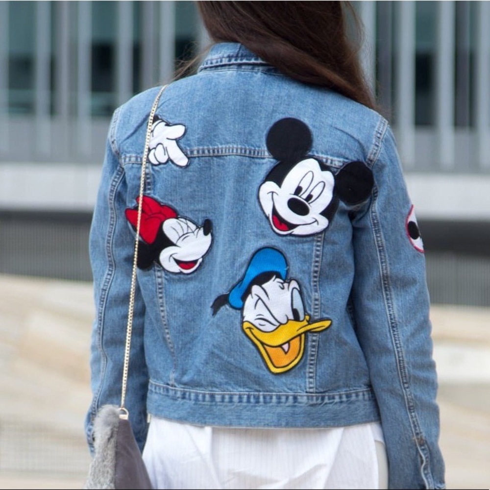 RARE Zara 🎀 Disney Mickey Mouse & Friends Denim Jacket 🐭